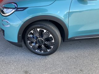 Fiat 600 Hybrid mHEV 110 6-Gang eDCT La Prima