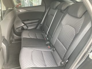 KIA Xceed 1,6 CRDI SCR Silber