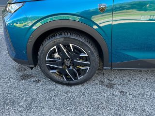 Peugeot 5008 mHEV 145 e-DCS6 GT Aut.!ACC,PANO,MATRIX,KAMERA,MASSAGE!VOLL!