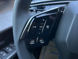 Peugeot 5008 mHEV 145 e-DCS6 GT Aut.!ACC,PANO,MATRIX,KAMERA,MASSAGE!VOLL!