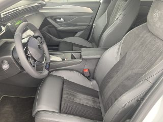 Peugeot 408 Hybrid 145 e-DCS6 GT Exclusive