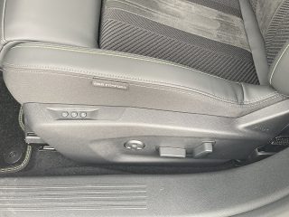 Peugeot 408 Hybrid 145 e-DCS6 GT Exclusive