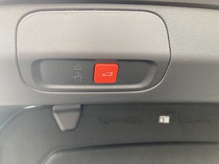 Peugeot 408 Hybrid 145 e-DCS6 GT Exclusive