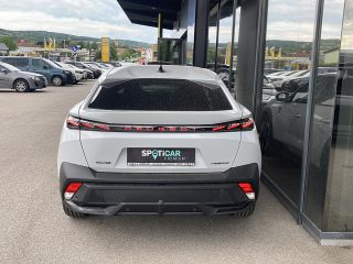 Peugeot 408 Hybrid 145 e-DCS6 GT Exclusive