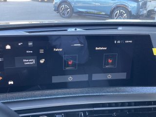 Peugeot 3008 Hybrid 145 E-DCS6 Allure Aut.!NAVI,360°KAMERA,LED,ACC,TOP!