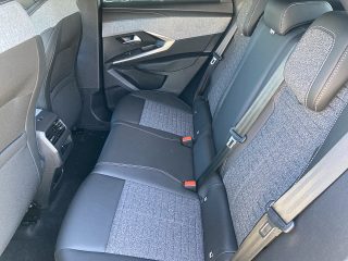 Peugeot 3008 Hybrid 145 E-DCS6 Allure Aut.!NAVI,360°KAMERA,LED,ACC,TOP!