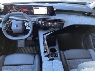 Peugeot 3008 Hybrid 145 E-DCS6 Allure Aut.!NAVI,360°KAMERA,LED,ACC,TOP!