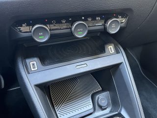 Citroën C4 PureTech 130 EAT8 Max!NAVI,KAMERA,LED,ACC,TOP!