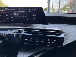 Peugeot 3008 Hybrid 145 E-DCS6 Allure Aut.