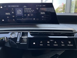 Peugeot 3008 Hybrid 145 E-DCS6 Allure Aut.