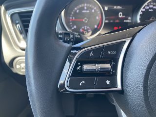 KIA ceed 1,6 CRDi 48V Silber