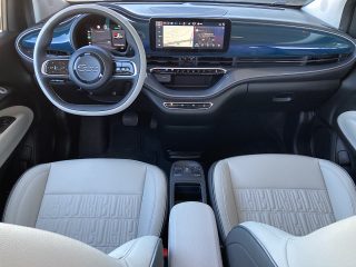 Fiat 500 Elektro Hatchback 42 kWh La Prima