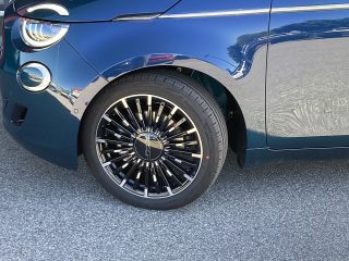 Fiat 500 Elektro Hatchback 42 kWh La Prima