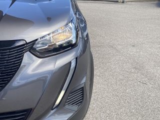 Peugeot 2008 PureTech 100 S&S Active Pack 6-Gang-Manuell