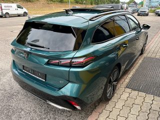 Peugeot 308 SW BlueHDi 130 EAT8 GT!MATRIXLED,NAVI,KAMERA,FOCAL,PANORAMA!
