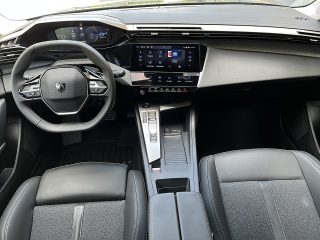 Peugeot 308 SW Hybrid 145 e-DSC6 Allure!NAVI,KAMERA,LED,TOP!