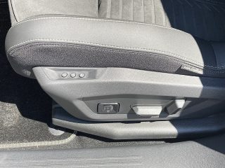 Peugeot 3008 Elektro GT EXCLUSIVE 210 73kWh