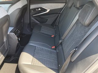Peugeot 3008 Elektro GT EXCLUSIVE 210 73kWh