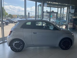 Fiat 500 Elektro 3+1 42 kWh La Prima