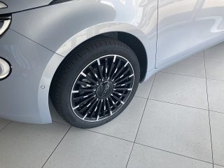 Fiat 500 Elektro 3+1 42 kWh La Prima