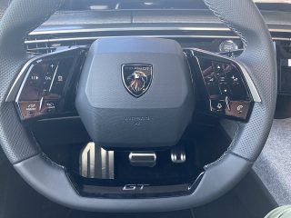 Peugeot 5008 mHEV 145 e-DCS6 Aut. GT Exclusive!ACC,PANO,NAVI,VOLL!