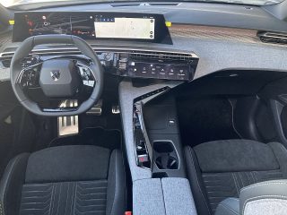 Peugeot 5008 mHEV 145 e-DCS6 Aut. GT Exclusive!ACC,PANO,NAVI,VOLL!