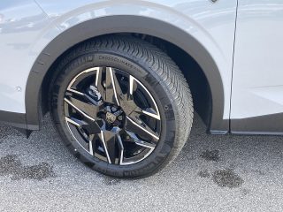 Peugeot 5008 mHEV 145 e-DCS6 Aut. GT Exclusive!ACC,PANO,NAVI,VOLL!