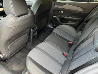 Peugeot 408 Hybrid 145 e-DCS6 Allure!NAVI,KAMERA360°,ACC!TOP AKTION!