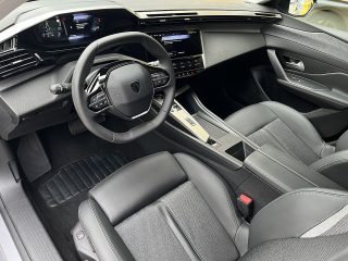 Peugeot 308 SW Hybrid 145 e-DSC6 Allure!NAVI,KAMERA,LED,TOP!