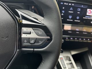 Peugeot 308 SW Hybrid 145 e-DSC6 Allure!NAVI,KAMERA,LED,TOP!