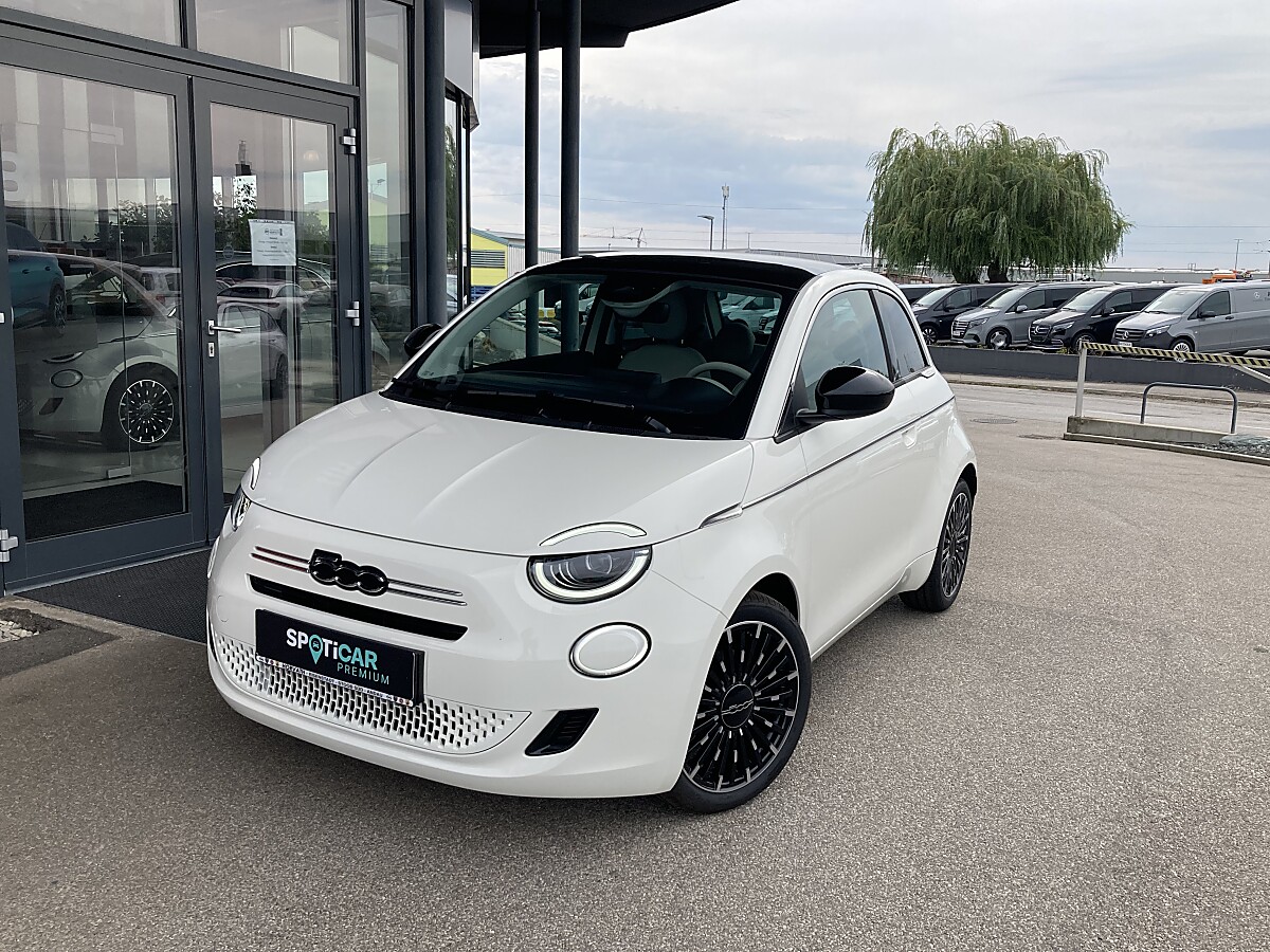 Fiat 500 Hatchback Hybrid La Prima
