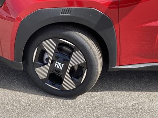 Fiat Grande Panda Hybrid mHEV 110 6-Gang eDCT La Prima
