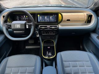 Fiat Grande Panda Hybrid mHEV 110 6-Gang eDCT La Prima