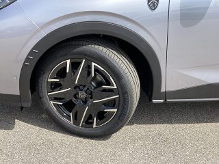 Peugeot 3008 Hybrid 145 e-DCS6 GT EXCLUSIVE!MATRIXLED,PANO,AHV,FOCAL,NAVI,VOLL!