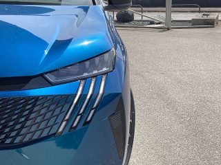 Peugeot 3008 Hybrid 145 e-DCS6 GT!MATRIXLED,PANO,AHV,FOCAL,NAVI,VOLL!