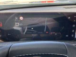 Peugeot 3008 Hybrid 145 e-DCS6 GT!MATRIXLED,PANO,AHV,FOCAL,NAVI,VOLL!