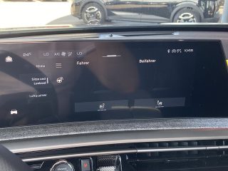 Peugeot 3008 Hybrid 145 e-DCS6 GT!MATRIXLED,PANO,AHV,FOCAL,NAVI,VOLL!