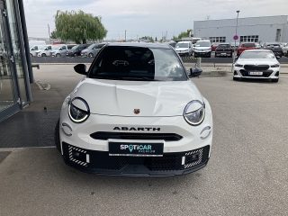 Abarth Abarth 600e 54kWh Competizione