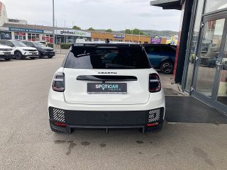 Abarth Abarth 600e 54kWh Competizione