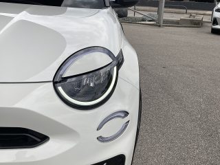 Abarth Abarth 600e 54kWh Competizione
