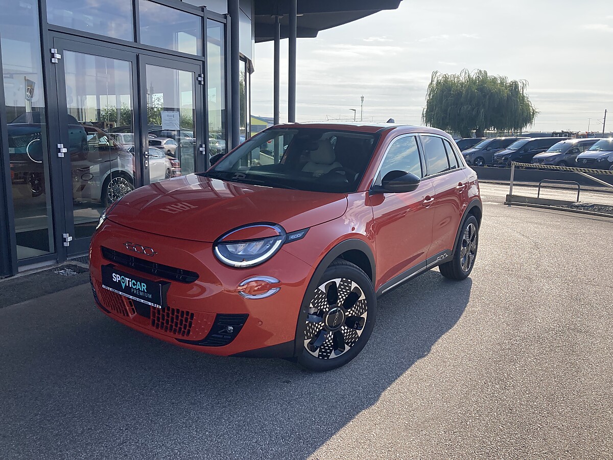 Fiat 600 Elektro 54 kWh La Prima