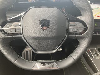 Peugeot 408 Hybrid 145 e-DCS6 GT!MATRIX LED,NAVI,KAMERA,PANORAMA,FOCAL!