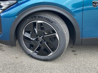 Peugeot 408 Hybrid 145 e-DCS6 GT!MATRIX LED,NAVI,KAMERA,PANORAMA,FOCAL!