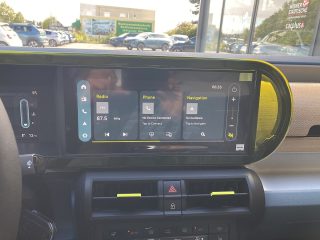 Fiat Grande Panda Hybrid mHEV 110 6-Gang eDCT La Prima