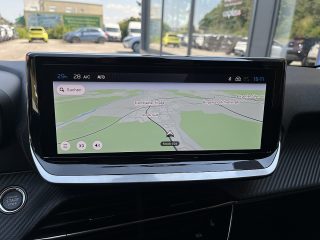 Peugeot 208 Hybrid 110 e-DCS6 Allure