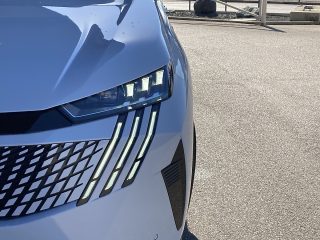 Peugeot 5008 GT mHEV 145 e-DCS6 Aut.!MATRIX,PANO,360°KAMERA,AHV!VOLL!