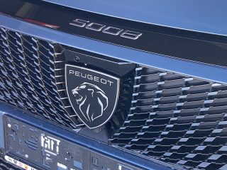 Peugeot 5008 GT mHEV 145 e-DCS6 Aut.!MATRIX,PANO,360°KAMERA!VOLL!