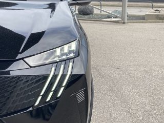 Peugeot 5008 GT mHEV 145 e-DCS6 Aut.!MATRIX,PANO,360°KAMERA!VOLL!