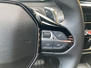 Peugeot 2008 Hybrid 145 e-DCS6 Allure!TOP ANGEBOT!