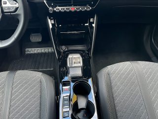 Peugeot 2008 Hybrid 145 e-DCS6 Allure!TOP ANGEBOT!